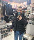 Встретьте Мужчинa : Kemal, 27 лет до Россия  St petersburg